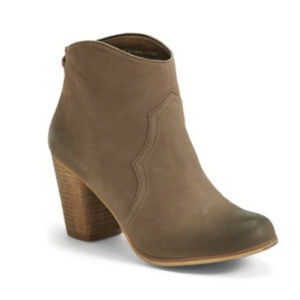 BP.  "Trott" Leather Bootie from Nordstrom Size 7